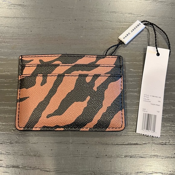 *SOLD* NWT Marc Jacobs Tiger Print Card Case Wallet - Picture 4 of 6